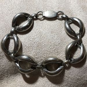 7" Silver Tone Large link bracklet